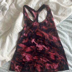 Lulu lemon nulu race length tank top